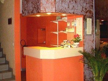 Logis Le Florina Hotel 2*